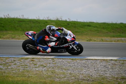 DSC 3043